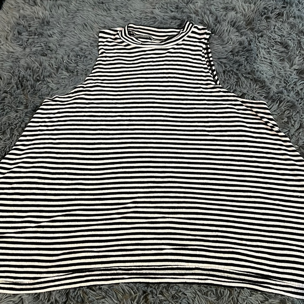 black and white stripe top. size XL, loose fit.